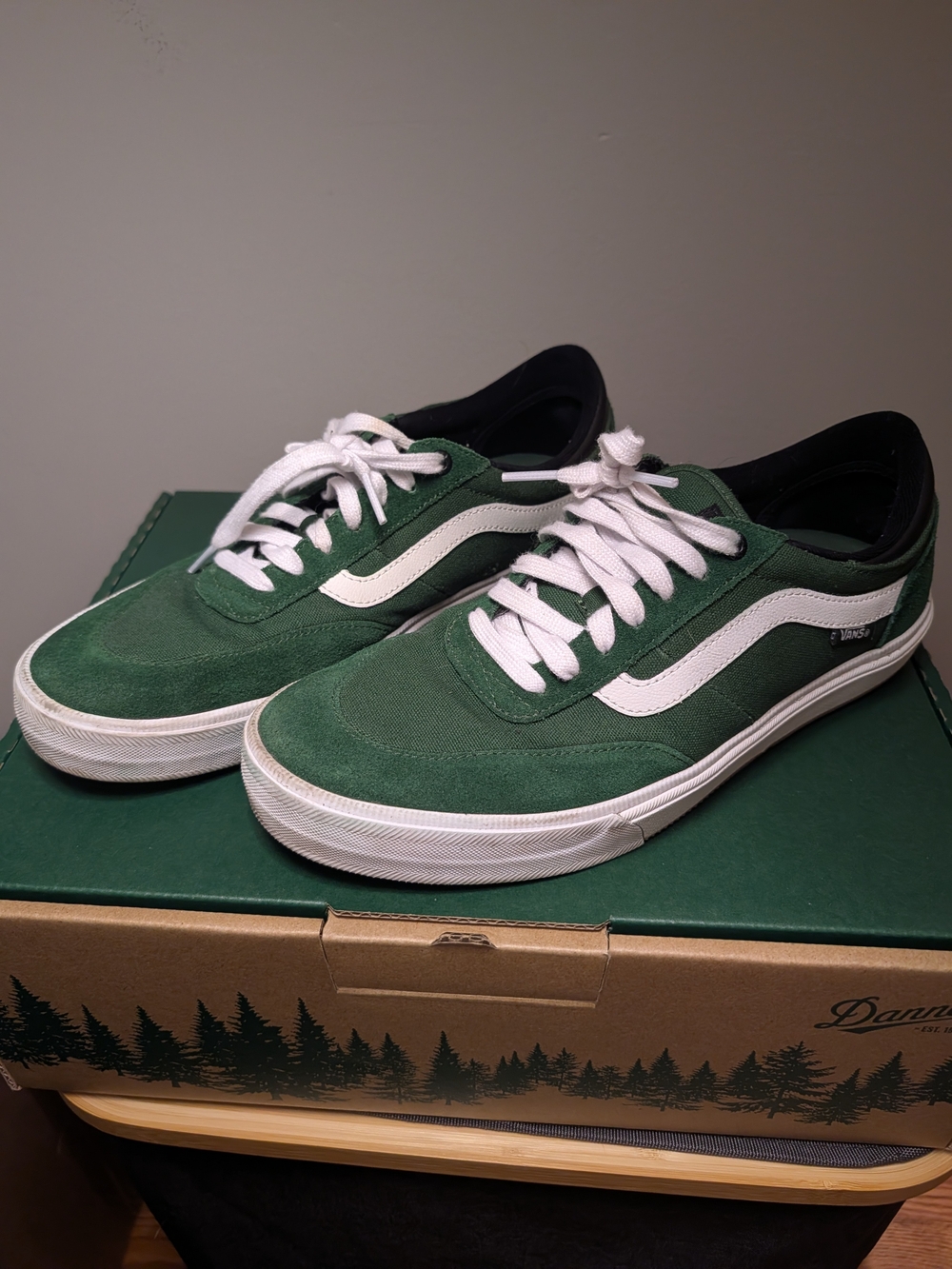 Vans Men's Old Skool Gilbert Crockett Skate Shoes in Green - Mens Size 10